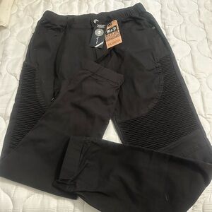 Black Chinos with Straight Legs and Matte Finish